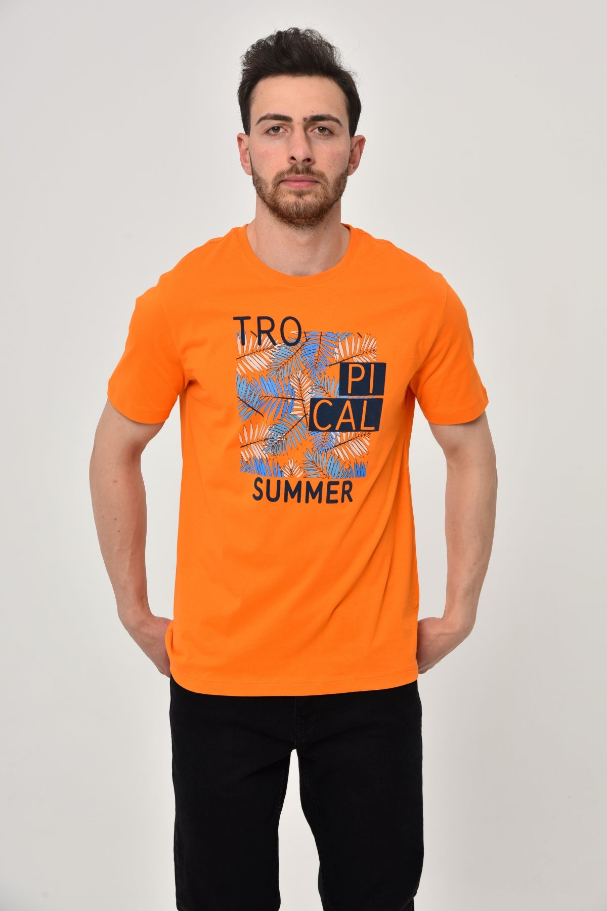 ARMA Men Round Neck T-Shirt