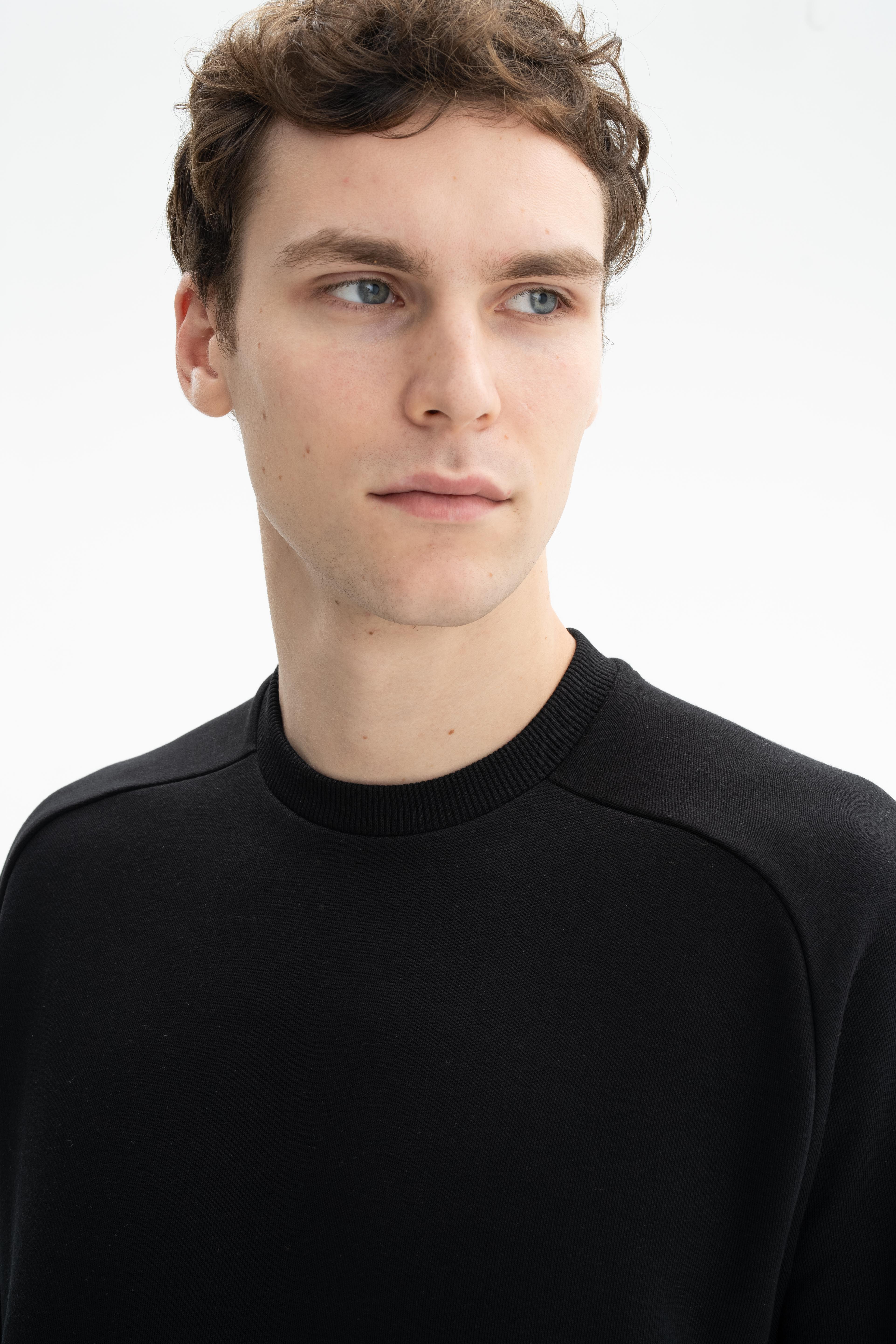 ARMA Men Round Neck Sweatshirt