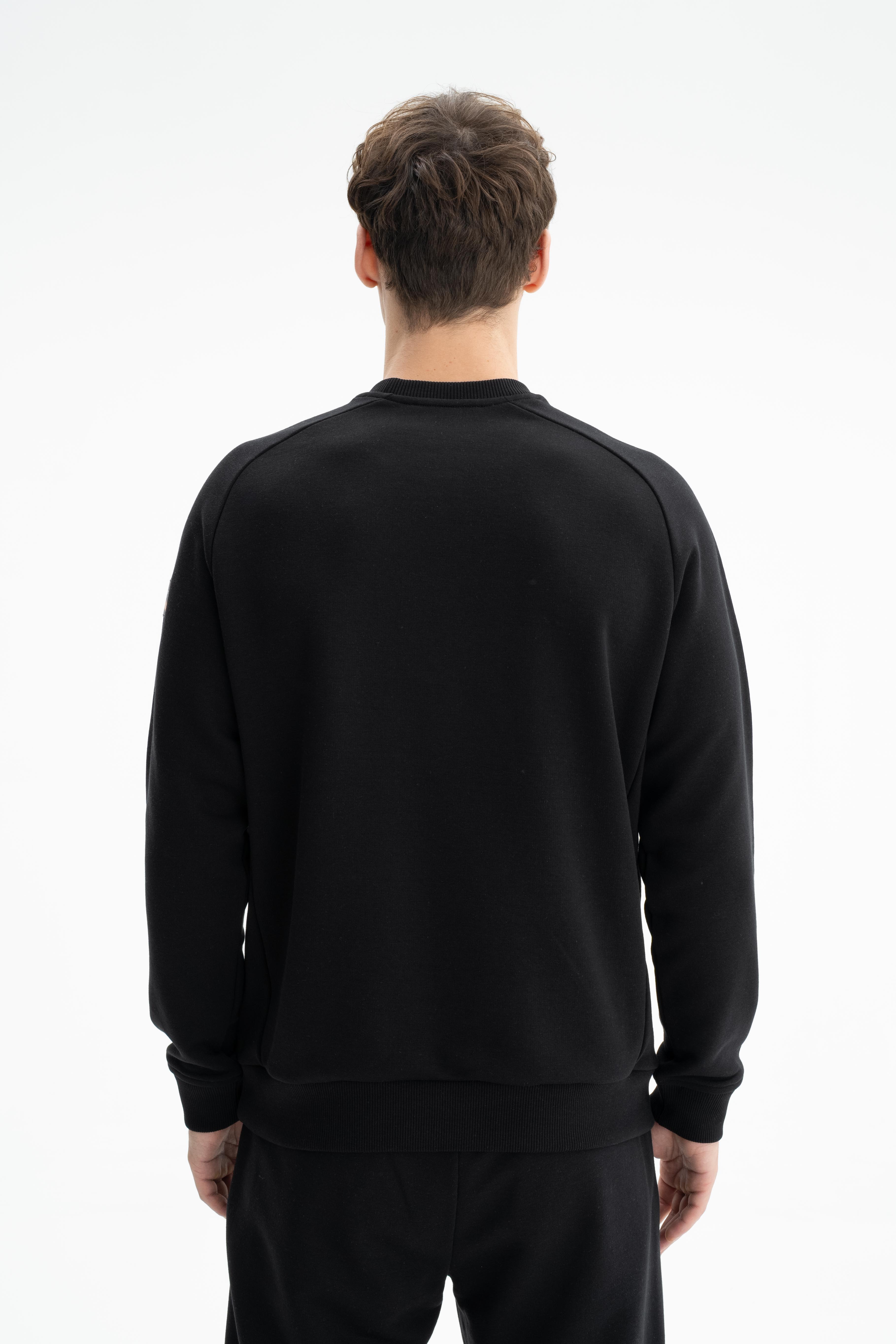 ARMA Men Round Neck Sweatshirt