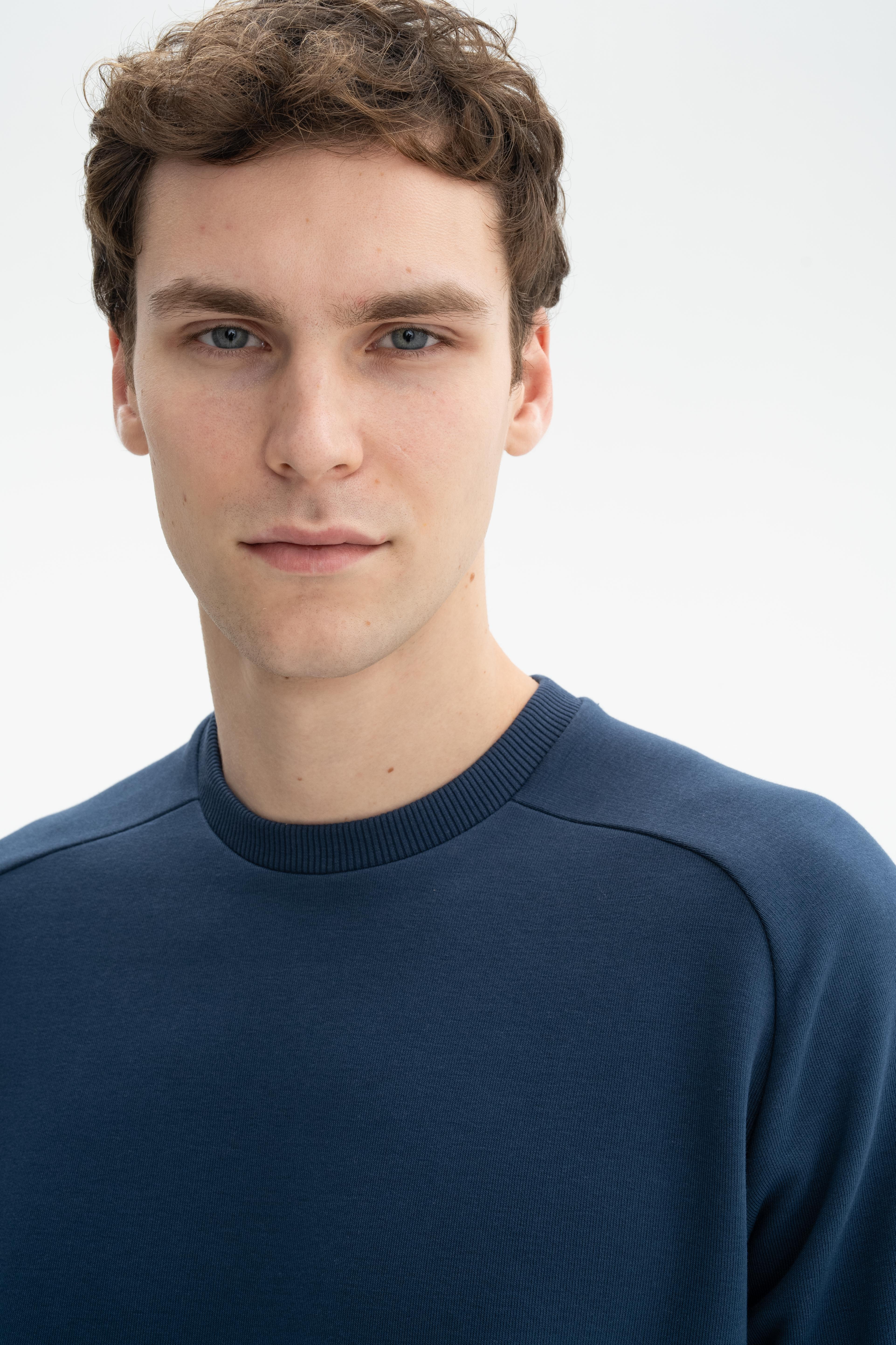ARMA Men Round Neck Sweatshirt