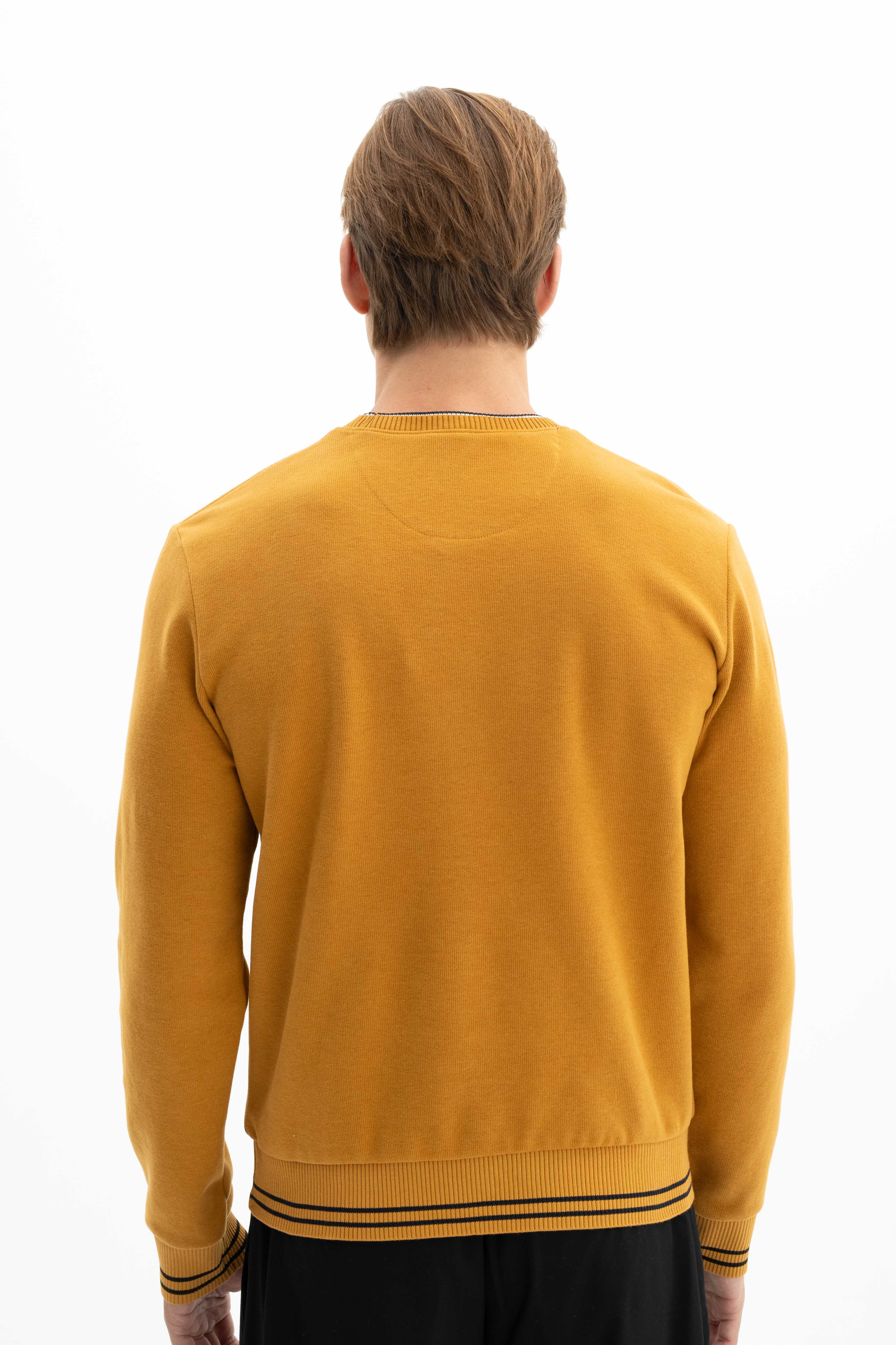 ARMA Men Round Neck Sweatshirt