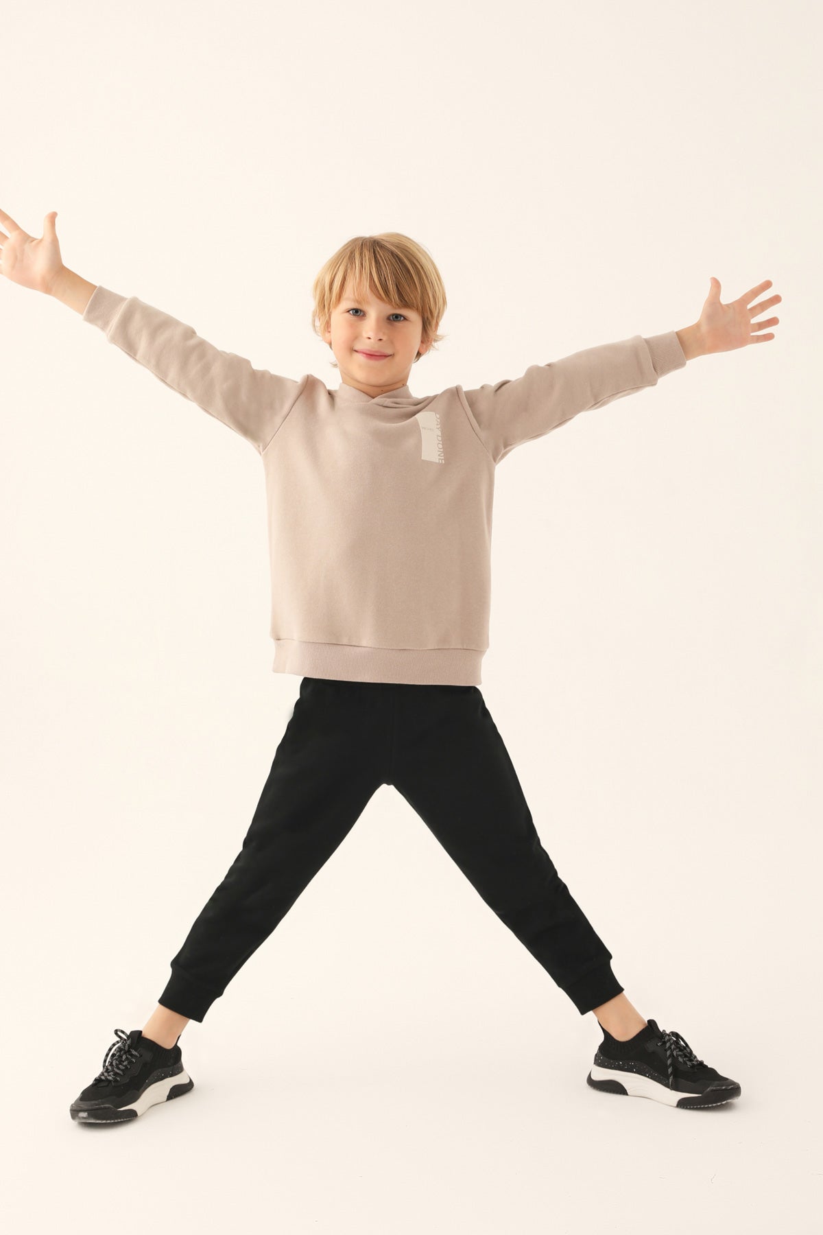 Arnetta Boys Pajama Set Three Threads